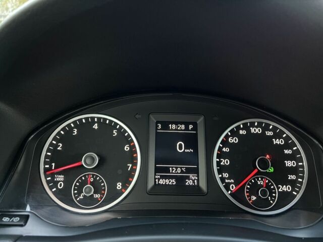 Черный Фольксваген Тигуан, объемом двигателя 2 л и пробегом 140 тыс. км за 13500 $, фото 16 на Automoto.ua