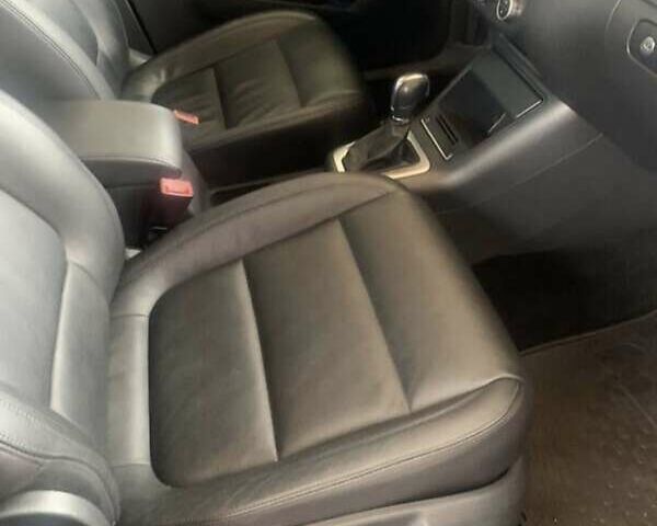 Чорний Фольксваген Тігуан, об'ємом двигуна 1.98 л та пробігом 180 тис. км за 14000 $, фото 14 на Automoto.ua