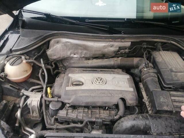 Чорний Фольксваген Тігуан, об'ємом двигуна 2 л та пробігом 99 тис. км за 15000 $, фото 18 на Automoto.ua