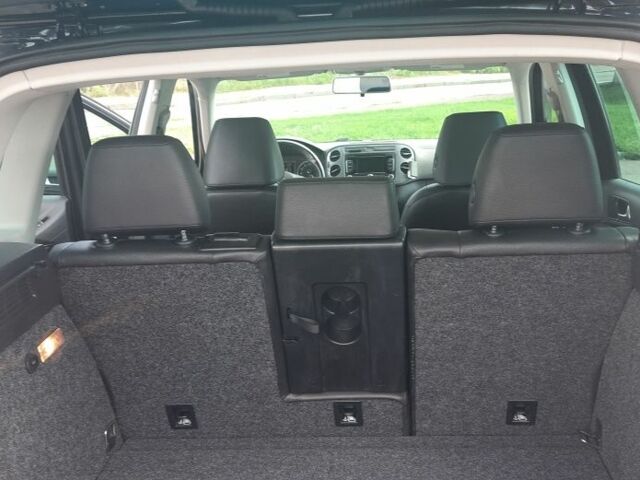 Черный Фольксваген Тигуан, объемом двигателя 2 л и пробегом 224 тыс. км за 11500 $, фото 9 на Automoto.ua