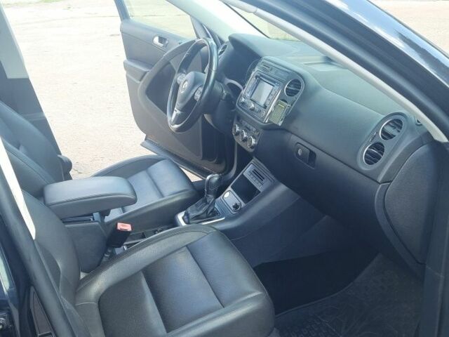 Черный Фольксваген Тигуан, объемом двигателя 2 л и пробегом 224 тыс. км за 11500 $, фото 3 на Automoto.ua