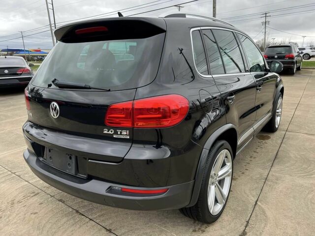 Черный Фольксваген Тигуан, объемом двигателя 2 л и пробегом 80 тыс. км за 9100 $, фото 4 на Automoto.ua