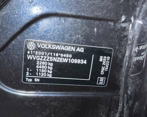 Чорний Фольксваген Тігуан, об'ємом двигуна 2 л та пробігом 291 тис. км за 17000 $, фото 8 на Automoto.ua
