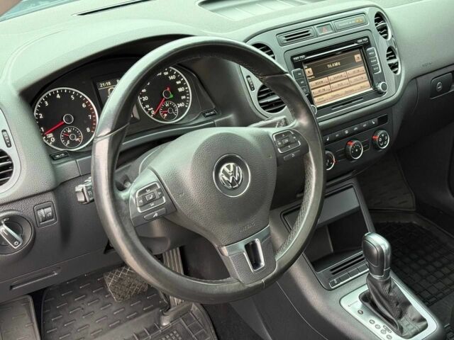 Чорний Фольксваген Тігуан, об'ємом двигуна 2 л та пробігом 145 тис. км за 12650 $, фото 17 на Automoto.ua