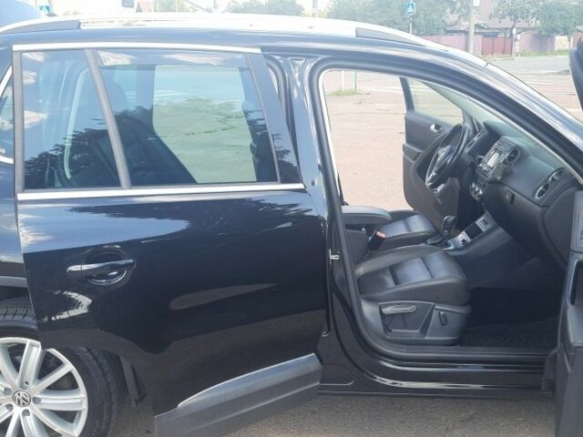 Черный Фольксваген Тигуан, объемом двигателя 2 л и пробегом 224 тыс. км за 11500 $, фото 10 на Automoto.ua