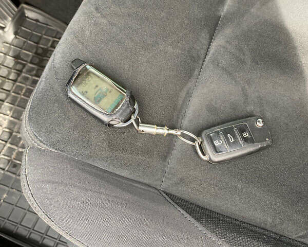 Черный Фольксваген Тигуан, объемом двигателя 1.97 л и пробегом 132 тыс. км за 16999 $, фото 20 на Automoto.ua