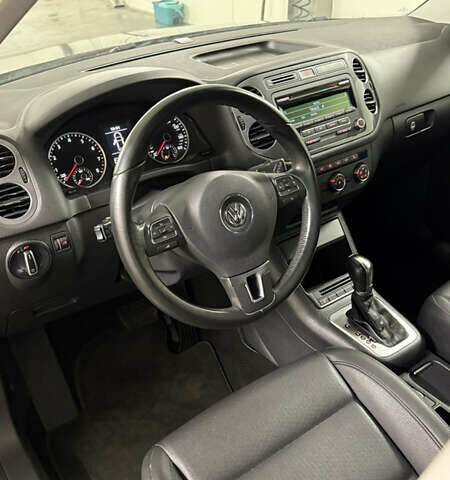 Черный Фольксваген Тигуан, объемом двигателя 1.98 л и пробегом 94 тыс. км за 12700 $, фото 17 на Automoto.ua