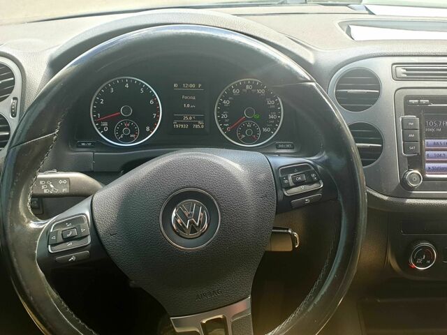 Черный Фольксваген Тигуан, объемом двигателя 2 л и пробегом 200 тыс. км за 11700 $, фото 11 на Automoto.ua