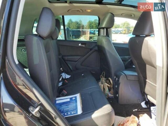 Чорний Фольксваген Тігуан, об'ємом двигуна 2 л та пробігом 210 тис. км за 7800 $, фото 7 на Automoto.ua