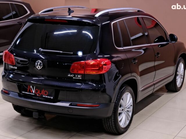Черный Фольксваген Тигуан, объемом двигателя 2 л и пробегом 195 тыс. км за 11900 $, фото 4 на Automoto.ua