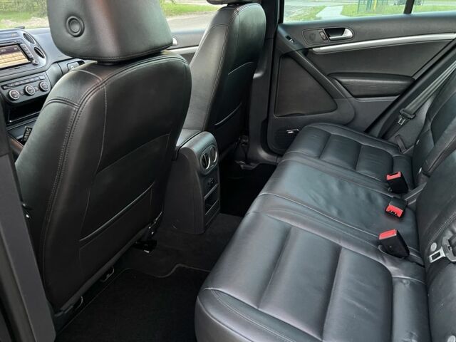 Черный Фольксваген Тигуан, объемом двигателя 2 л и пробегом 140 тыс. км за 13500 $, фото 20 на Automoto.ua