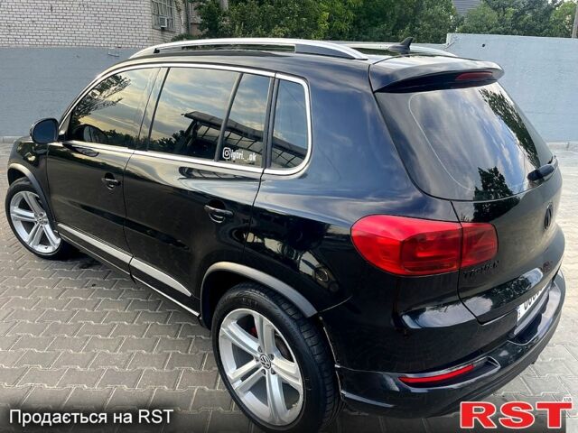 Черный Фольксваген Тигуан, объемом двигателя 2 л и пробегом 246 тыс. км за 9000 $, фото 6 на Automoto.ua