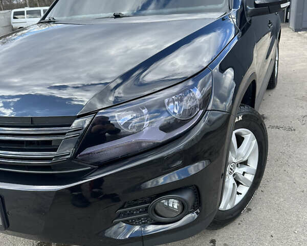 Черный Фольксваген Тигуан, объемом двигателя 2 л и пробегом 181 тыс. км за 11350 $, фото 4 на Automoto.ua