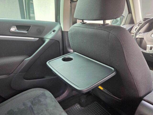 Черный Фольксваген Тигуан, объемом двигателя 1.4 л и пробегом 170 тыс. км за 8650 $, фото 19 на Automoto.ua