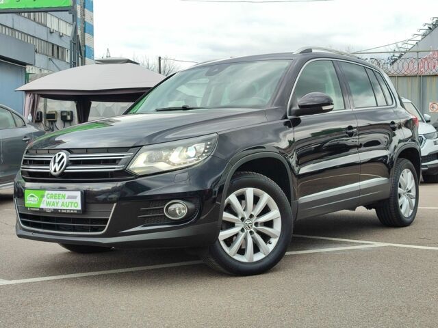 Чорний Фольксваген Тігуан, об'ємом двигуна 2 л та пробігом 150 тис. км за 18799 $, фото 3 на Automoto.ua