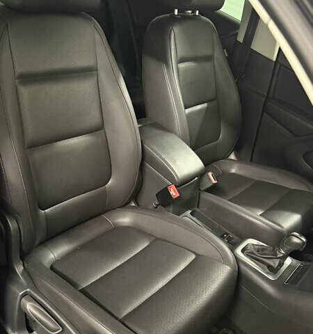 Черный Фольксваген Тигуан, объемом двигателя 1.98 л и пробегом 94 тыс. км за 12700 $, фото 20 на Automoto.ua