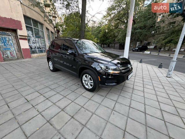 Черный Фольксваген Тигуан, объемом двигателя 1.98 л и пробегом 82 тыс. км за 12800 $, фото 5 на Automoto.ua