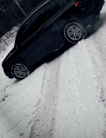 Черный Фольксваген Тигуан, объемом двигателя 2 л и пробегом 181 тыс. км за 11350 $, фото 2 на Automoto.ua