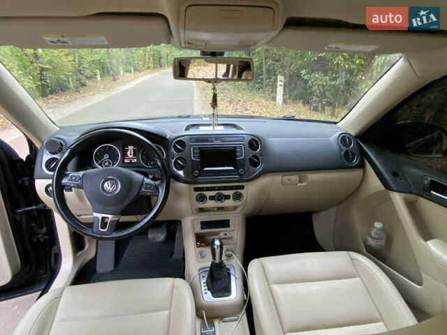 Черный Фольксваген Тигуан, объемом двигателя 1.98 л и пробегом 99 тыс. км за 16000 $, фото 5 на Automoto.ua