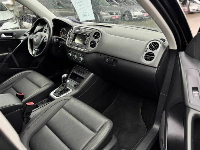 Черный Фольксваген Тигуан, объемом двигателя 2 л и пробегом 99 тыс. км за 13600 $, фото 14 на Automoto.ua