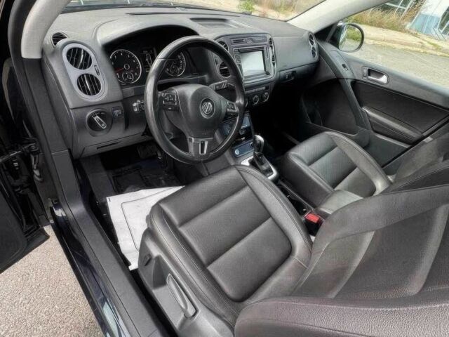 Черный Фольксваген Тигуан, объемом двигателя 2 л и пробегом 78 тыс. км за 3400 $, фото 11 на Automoto.ua