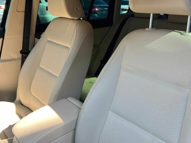 Чорний Фольксваген Тігуан, об'ємом двигуна 2 л та пробігом 74 тис. км за 4800 $, фото 8 на Automoto.ua