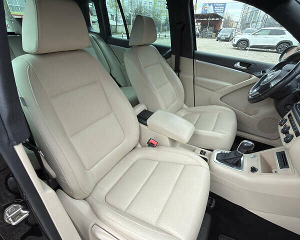 Чорний Фольксваген Тігуан, об'ємом двигуна 1.98 л та пробігом 146 тис. км за 12800 $, фото 14 на Automoto.ua