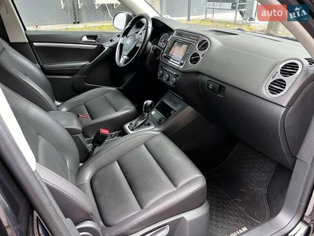 Чорний Фольксваген Тігуан, об'ємом двигуна 1.98 л та пробігом 174 тис. км за 12750 $, фото 90 на Automoto.ua
