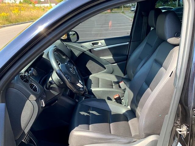 Черный Фольксваген Тигуан, объемом двигателя 2 л и пробегом 230 тыс. км за 12000 $, фото 6 на Automoto.ua