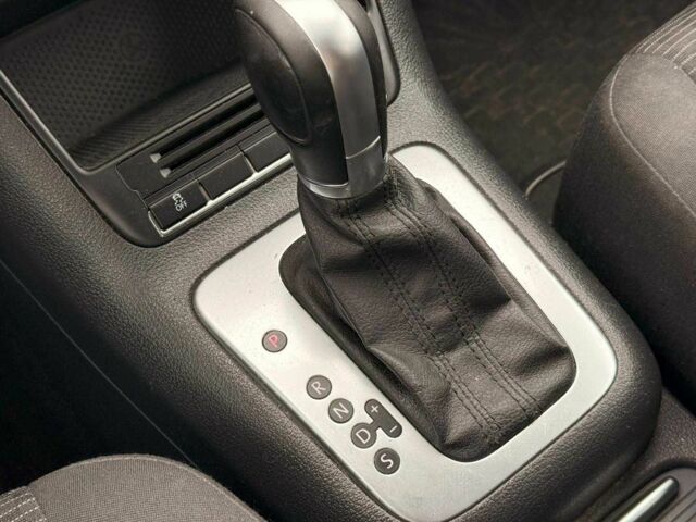 Черный Фольксваген Тигуан, объемом двигателя 2 л и пробегом 153 тыс. км за 10940 $, фото 17 на Automoto.ua