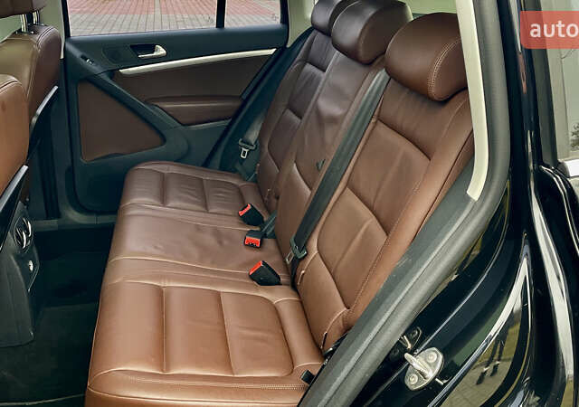 Чорний Фольксваген Тігуан, об'ємом двигуна 2 л та пробігом 223 тис. км за 16950 $, фото 39 на Automoto.ua