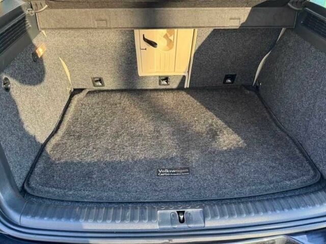 Черный Фольксваген Тигуан, объемом двигателя 2 л и пробегом 151 тыс. км за 9500 $, фото 12 на Automoto.ua