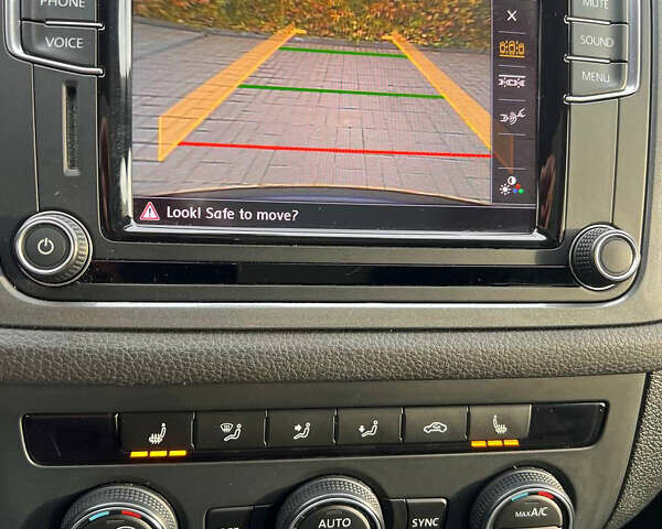 Чорний Фольксваген Тігуан, об'ємом двигуна 1.98 л та пробігом 174 тис. км за 12750 $, фото 37 на Automoto.ua