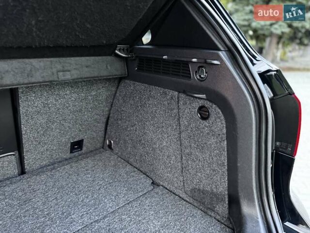 Черный Фольксваген Тигуан, объемом двигателя 2 л и пробегом 139 тыс. км за 17900 $, фото 68 на Automoto.ua