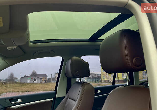 Чорний Фольксваген Тігуан, об'ємом двигуна 2 л та пробігом 223 тис. км за 16950 $, фото 49 на Automoto.ua