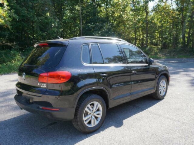 Черный Фольксваген Тигуан, объемом двигателя 2 л и пробегом 78 тыс. км за 7700 $, фото 4 на Automoto.ua