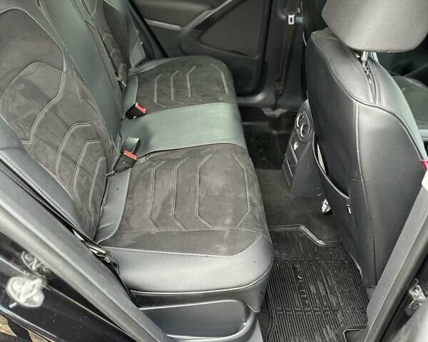 Черный Фольксваген Тигуан, объемом двигателя 1.98 л и пробегом 180 тыс. км за 12800 $, фото 3 на Automoto.ua