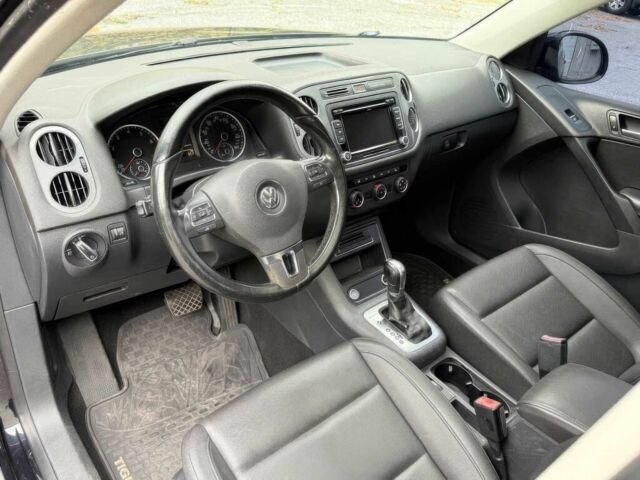 Черный Фольксваген Тигуан, объемом двигателя 2 л и пробегом 77 тыс. км за 5500 $, фото 9 на Automoto.ua