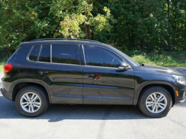 Черный Фольксваген Тигуан, объемом двигателя 2 л и пробегом 78 тыс. км за 7700 $, фото 5 на Automoto.ua