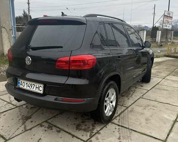 Чорний Фольксваген Тігуан, об'ємом двигуна 1.98 л та пробігом 248 тис. км за 12500 $, фото 3 на Automoto.ua