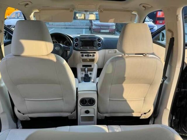 Черный Фольксваген Тигуан, объемом двигателя 2 л и пробегом 151 тыс. км за 9500 $, фото 11 на Automoto.ua