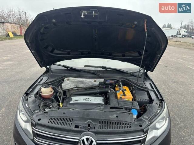 Черный Фольксваген Тигуан, объемом двигателя 2 л и пробегом 126 тыс. км за 14200 $, фото 41 на Automoto.ua