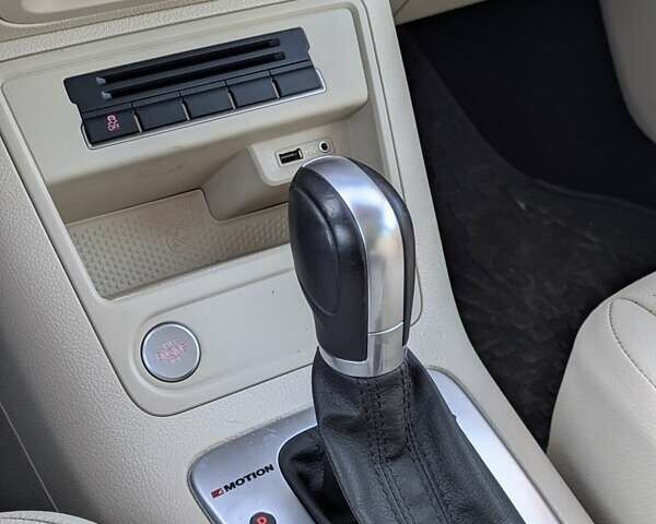 Черный Фольксваген Тигуан, объемом двигателя 1.98 л и пробегом 175 тыс. км за 13700 $, фото 19 на Automoto.ua