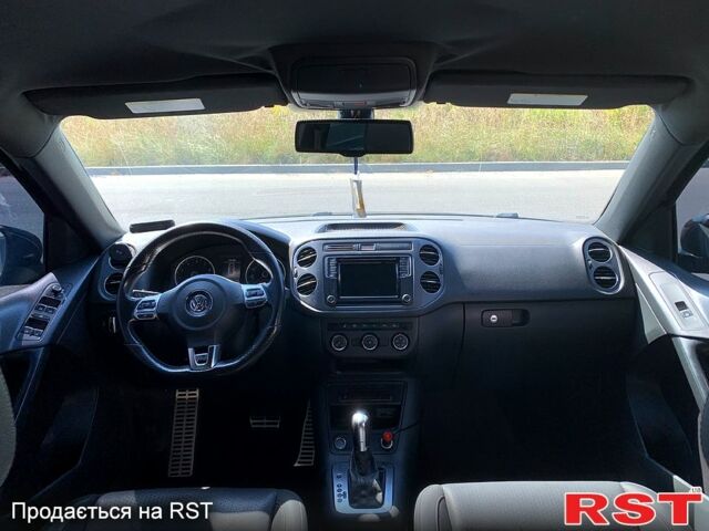 Черный Фольксваген Тигуан, объемом двигателя 2 л и пробегом 230 тыс. км за 12000 $, фото 8 на Automoto.ua