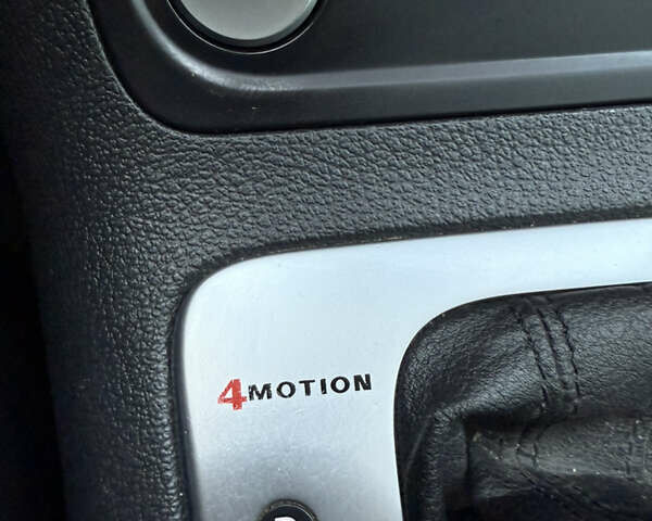 Черный Фольксваген Тигуан, объемом двигателя 2 л и пробегом 166 тыс. км за 16400 $, фото 15 на Automoto.ua