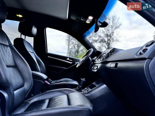 Черный Фольксваген Тигуан, объемом двигателя 2 л и пробегом 139 тыс. км за 17900 $, фото 51 на Automoto.ua