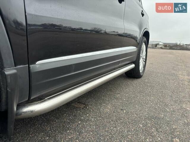 Черный Фольксваген Тигуан, объемом двигателя 2 л и пробегом 126 тыс. км за 14200 $, фото 44 на Automoto.ua