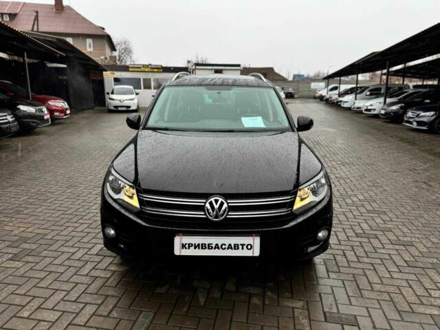 Черный Фольксваген Тигуан, объемом двигателя 2 л и пробегом 99 тыс. км за 13600 $, фото 1 на Automoto.ua