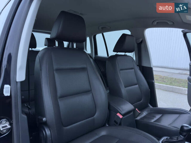 Черный Фольксваген Тигуан, объемом двигателя 1.98 л и пробегом 180 тыс. км за 11800 $, фото 41 на Automoto.ua