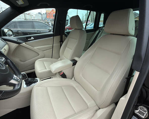 Чорний Фольксваген Тігуан, об'ємом двигуна 1.98 л та пробігом 146 тис. км за 12800 $, фото 12 на Automoto.ua